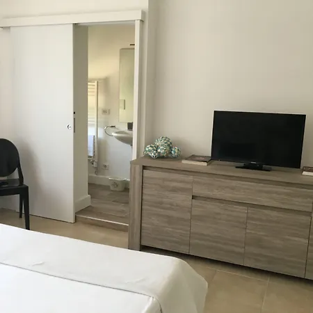 West Coast Bed and Breakfast 3*
