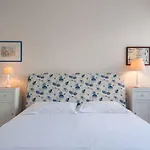 Bed & Breakfast West Coast 3*