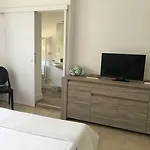 West Coast Bed & Breakfast 3*