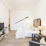West Coast Bed & Breakfast 3*