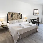 West Coast Bed & Breakfast 3*