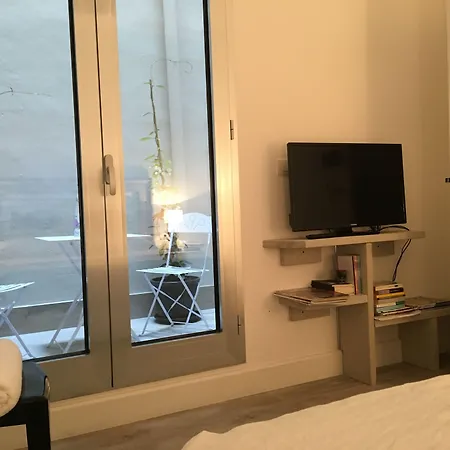 West Coast Couette-café